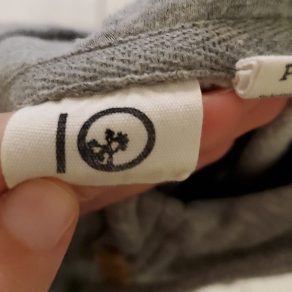 10 Tree Gray Zip Up Sweater - Picture 4 of 7